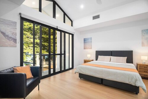 Harborview Modern 3 Bedroom Apartment 9F/A