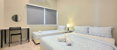 Basic Triple Room | Desk, laptop workspace, free WiFi