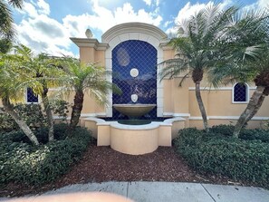 Property grounds - Spacious 3-bedroom townhome in lovely Sarasota (Sarasota)