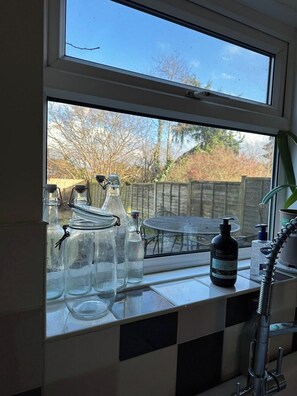 Interior - Cosy 2BR Home with Garden and Parking (Alton)