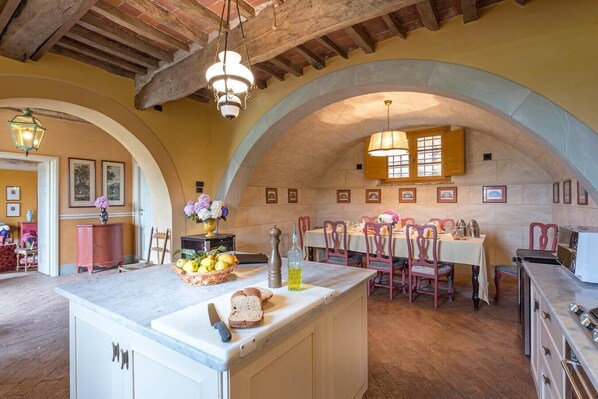 Dining - Villa Callisto - Private Villa Near Lucca (Lucca)