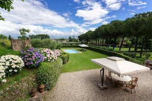 Outdoor dining - Villa Callisto - Private Villa Near Lucca (Lucca)