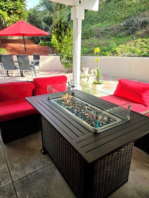 Terrace/patio - Home with breathtaking views (Monterey Park)