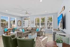 Living area - Beach house in Heart of Surfside Beach, SC (Surfside Beach)