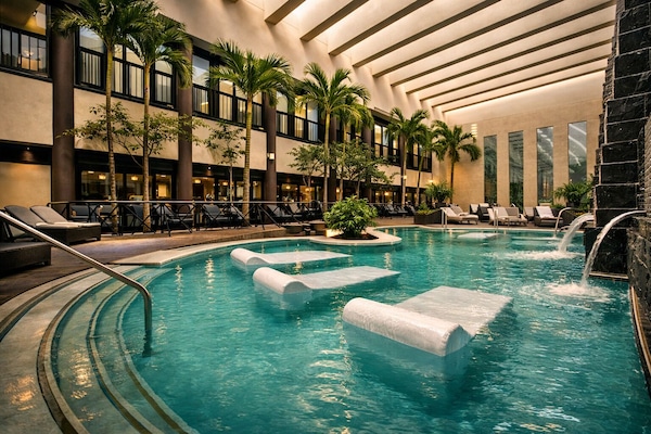 Sauna, hot tub, hot stone massages, massages