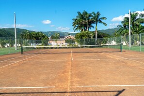 Sports court - Gated Retreat with Resort Pool, Caymanas Estate (Portmore)