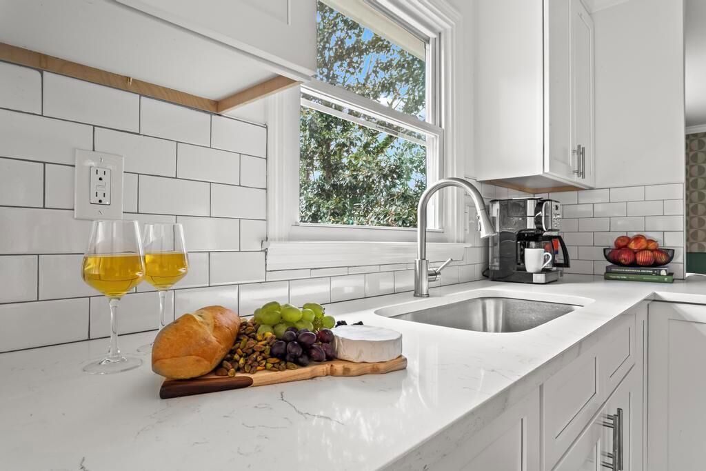 Microwave, oven, dishwasher