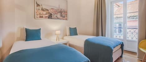 2 bedrooms, iron/ironing board, Internet