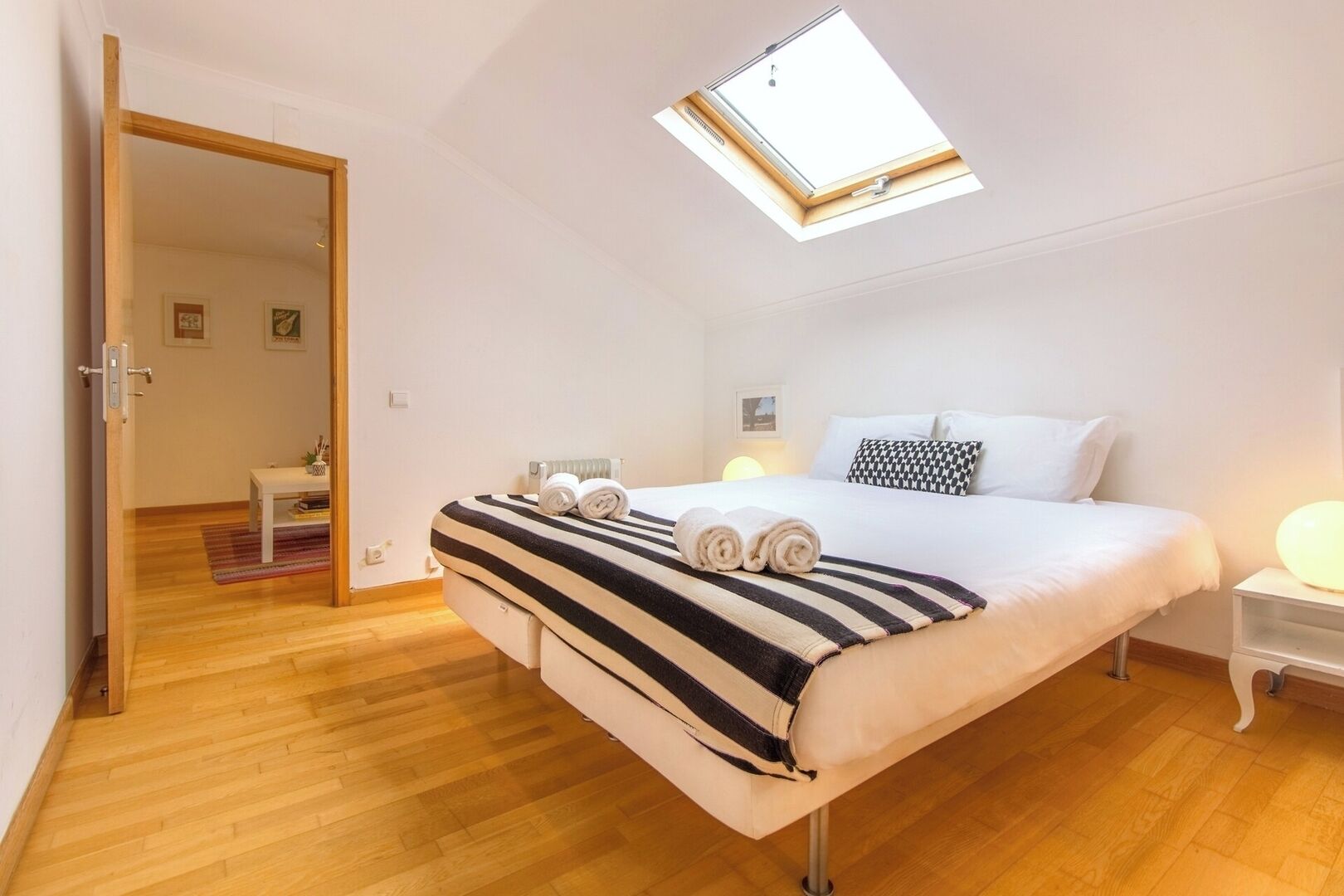 Iron/ironing board, travel crib, WiFi, bed sheets