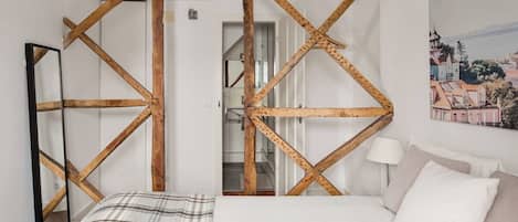 1 habitación, tabla de planchar con plancha y internet