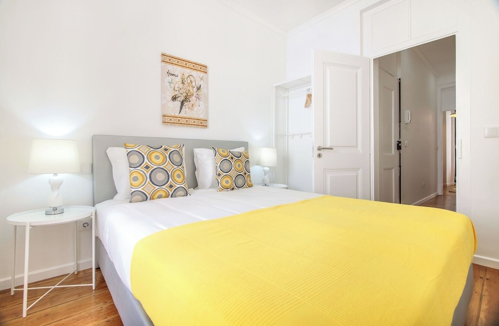 Strykejern/-brett, reiseseng for barn, wi-fi og sengetøy