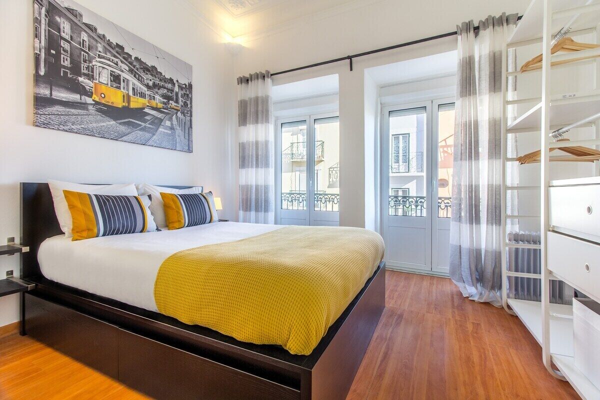 1 chambre, fer et planche à repasser, accès Internet