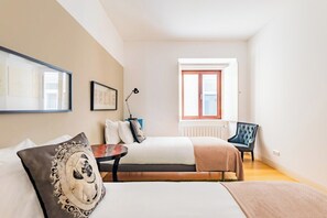 2 bedrooms, iron/ironing board, Internet - Chiado Mercy II with AC (Lisbon)