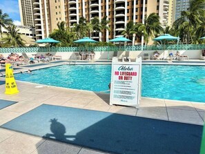 Pool - Luxury Partial Ocean/Marina View Unit @ The Ilikai (Honolulu)