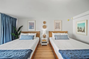 Room - Nice Modern Studio w/nice view in Waikiki! (Honolulu)
