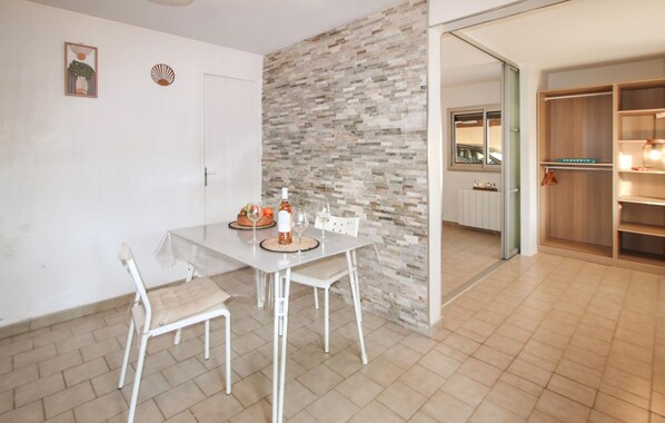 Dining - Beautiful home in Lauris (Lauris)
