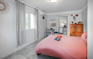 2 chambres, fer et planche à repasser, Wi-Fi gratuit
