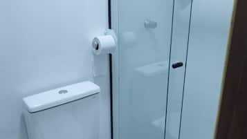 Zweibettzimmer | Badezimmer