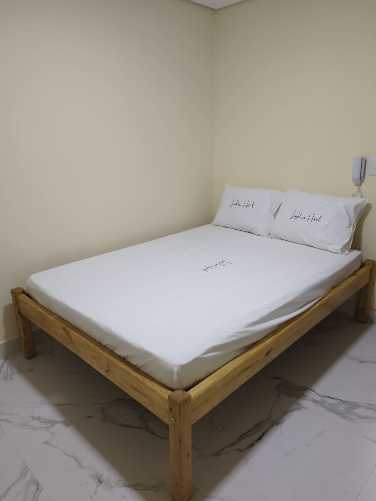 Zweibettzimmer | Minibar, kostenloses WLAN, Bettwäsche