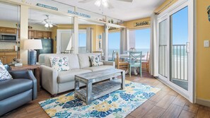 Smart TV - Charming Beachfront Gem Condo Featuring Exceptional Views (Belleair Beach)