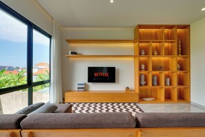 Villa, Pool View | Living area