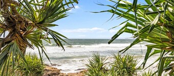 Vistas Treehouse at Coolum Beach