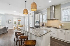 Fridge, microwave, oven, stovetop - 🌟 *New* Prominence 30A | Heated Pool | Golf Cart | Bikes 🚲 (Inlet Beach)