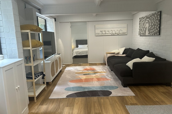 1 chambre, fer et planche Ă repasser, Wi-Fi, draps fournis