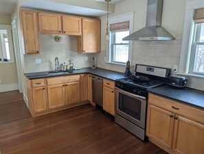 Microwave, oven, stovetop, dishwasher