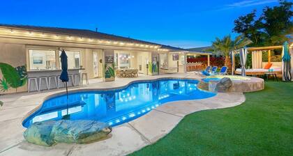 CANCUN: EPIC GAME ROOM, NEAR COACHELLA FESTIVAL!
