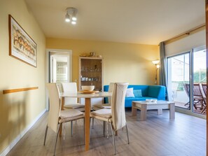 Dining - Ref. ESPLAI : apartment with parking, pool and tennis. (Escala (L'))