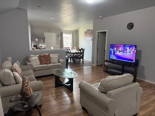 Charming 3-bedroom house with AC in Oklahoma City