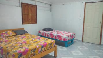 Comfort Room, Patio, Courtyard View