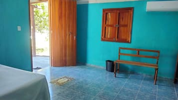 Comfort Room, Patio, Courtyard View