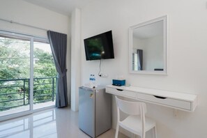 Deluxe Twin Room, Balcony, Resort View | Interior - C4 Resort  (Koh Tao)