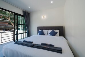 Deluxe Double Room, Balcony, Resort View | Free WiFi - C4 Resort  (Koh Tao)
