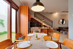 Villa, Pool View | Dining - Villa Kahakai Lodge Bali - Seminyak (Seminyak)