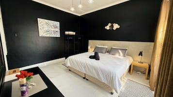 4 camere, ferro/asse da stiro, Wi-Fi, lenzuola