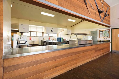 Alpine Activity centre Lodge in Jindbyne sleeps up 90 people in shared facitlies