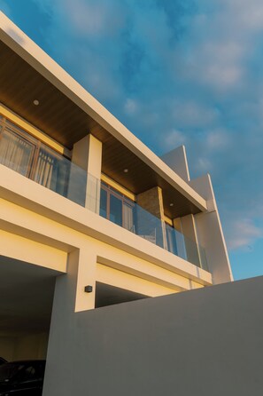 Exterior - Palms La Union Suites (San Juan)