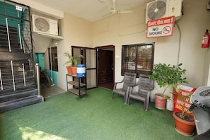 Property grounds - Dream Homestay (Ujjain)