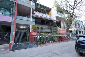 Exterior - Dream Homestay (Ujjain)