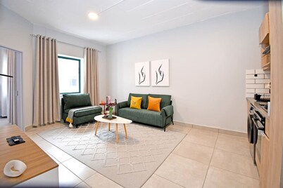 Stylish and Slick Two Bedroom In Circa Illovo