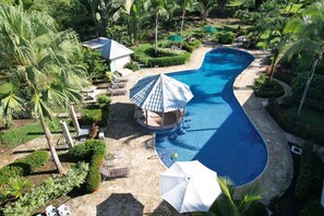 Outdoor pool - Villa Manglar, with central A/C (Quepos)