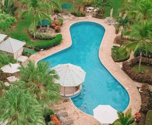 Piscine extérieure