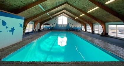 Discover Northern Maine Comfort in a Spacious Room w/ Plenty of Activities