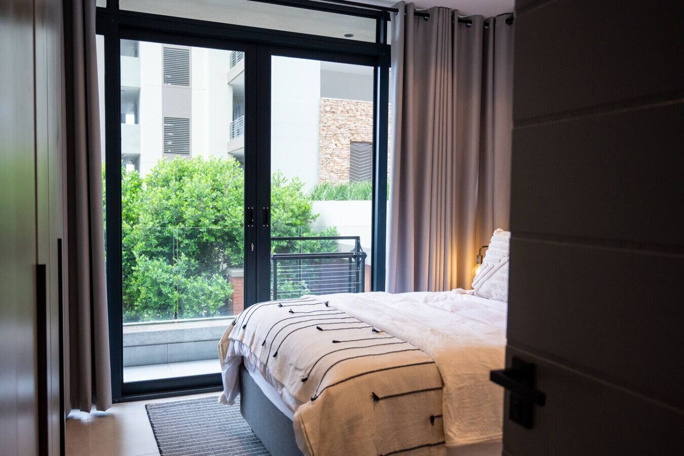 2 Schlafzimmer, Schreibtisch, WLAN