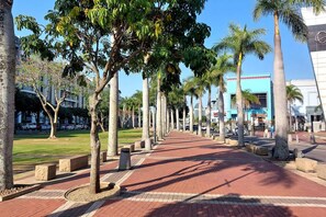 Property grounds - Gorgeous Bellagio 001 in Umhlanga Ridge (uMhlanga)