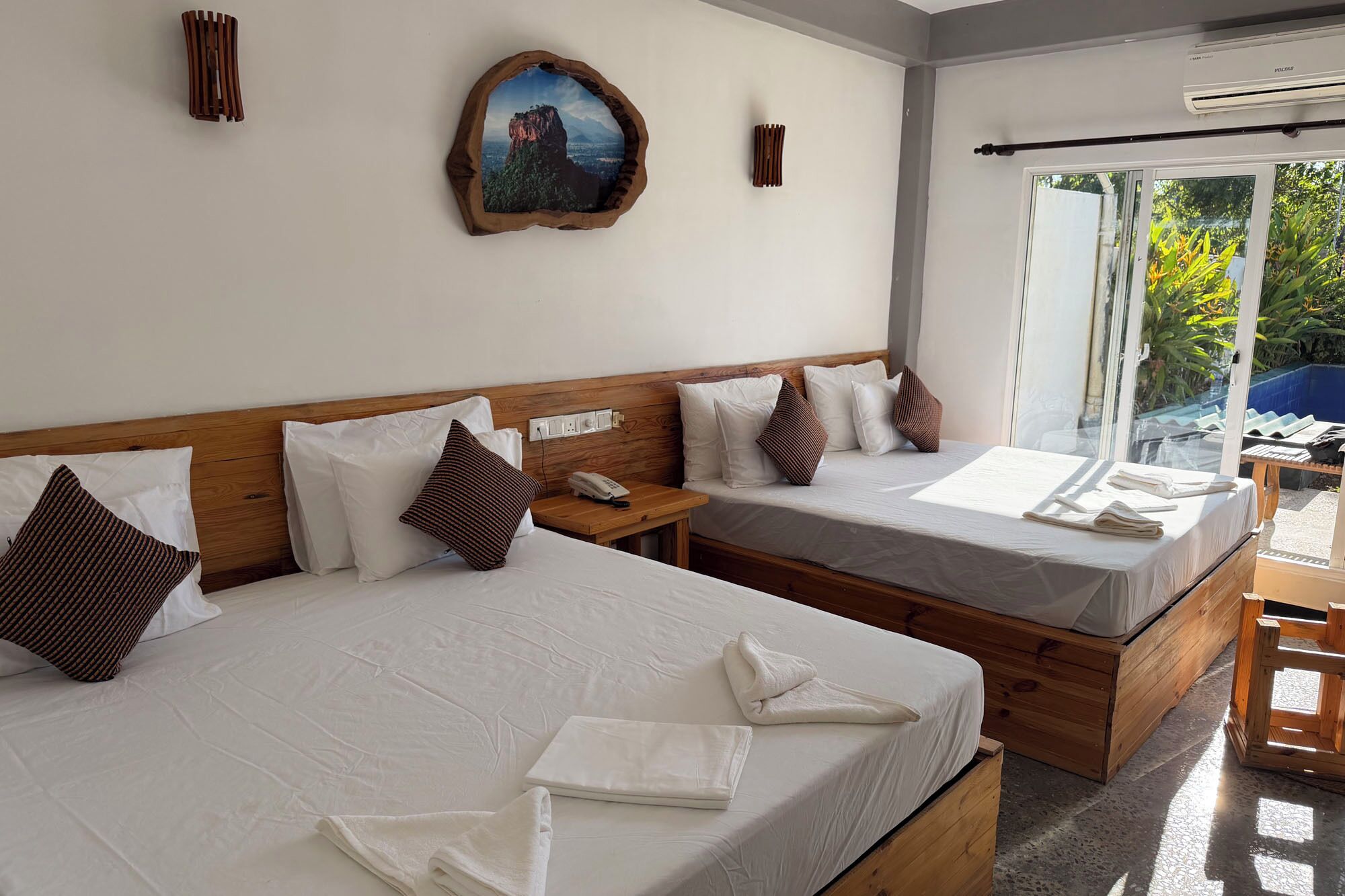 Comfort Quadruple Room, Garden View | Desk, laptop workspace, iron/ironing board, free WiFi