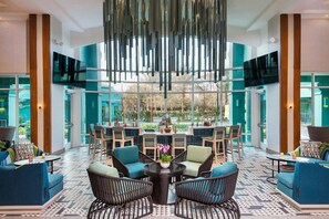 Dining - Landy King | Hotel Landy | Family-Friendly Room in the Heart of Orlando (Orlando)